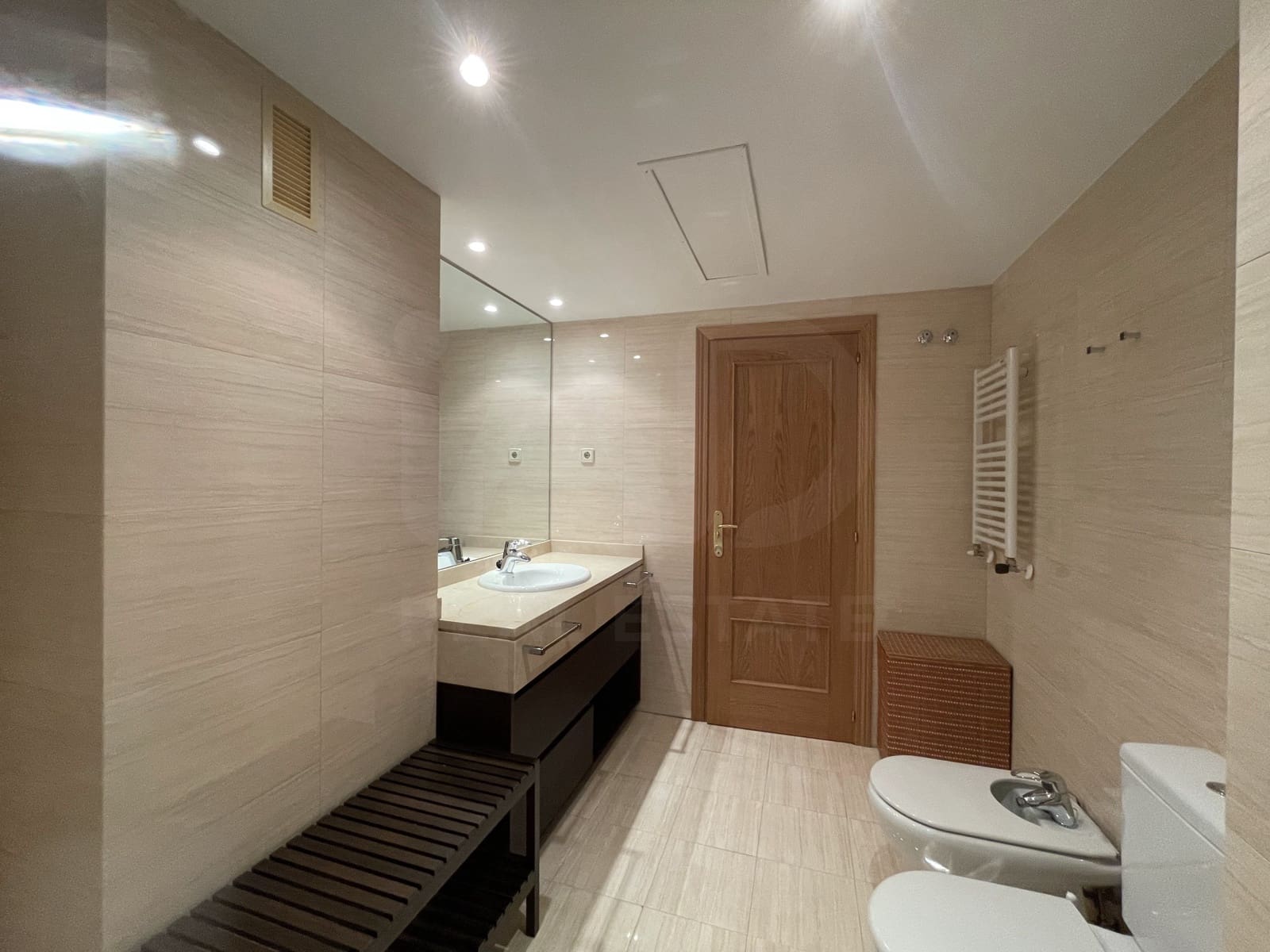 Willa do wynajęcia w Las Rozas de Madrid z basenem garażem - 2 200 € (Ref: 10029693)