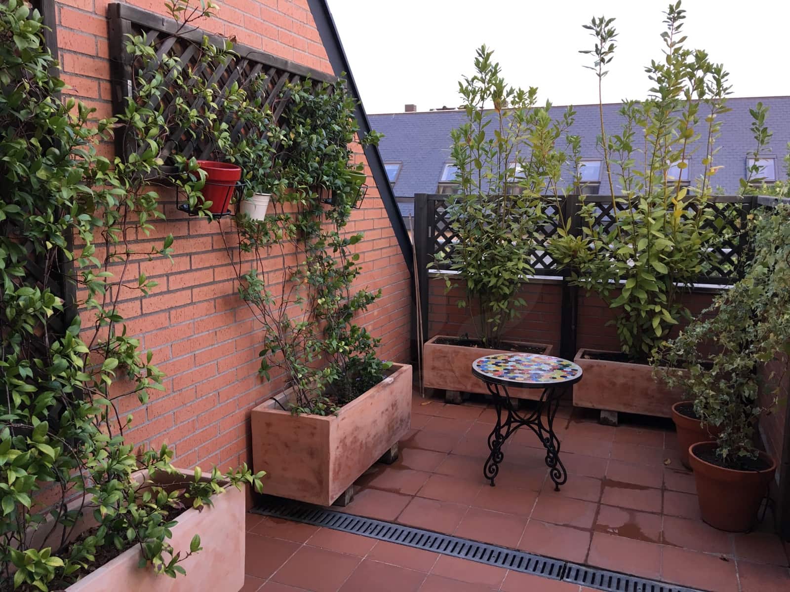 Willa do wynajęcia w Las Rozas de Madrid z basenem garażem - 2 200 € (Ref: 10029693)