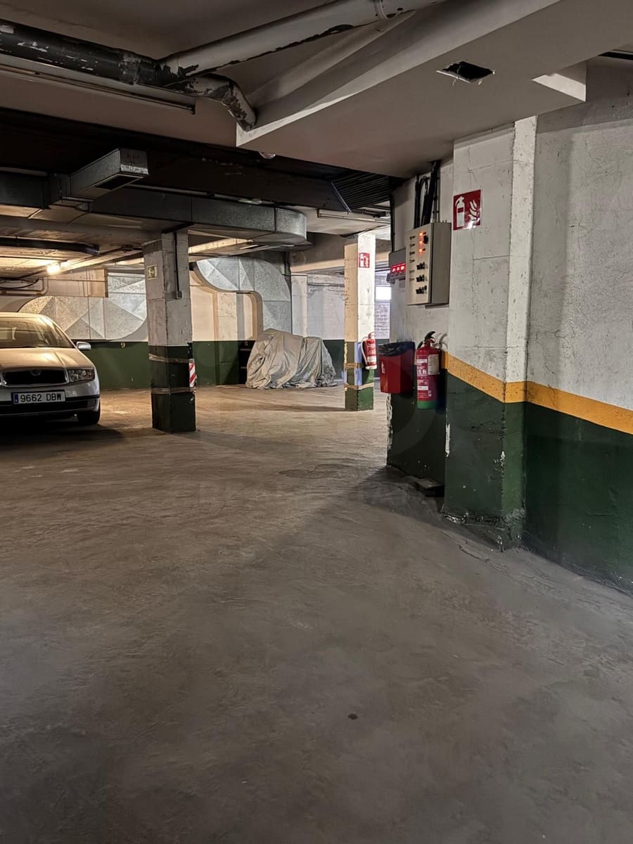 Garage à vendre à Madrid ville - 24 900 € (Ref: 10029757)