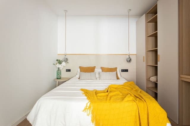3 slaapkamer Rijtjeshuis te koop in Badalona - € 449.000 (Ref: 10029763)