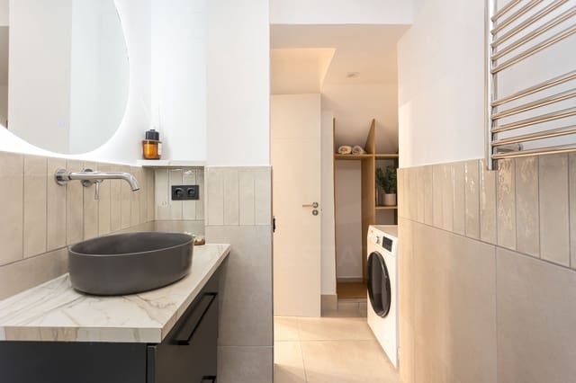 3 slaapkamer Rijtjeshuis te koop in Badalona - € 449.000 (Ref: 10029763)