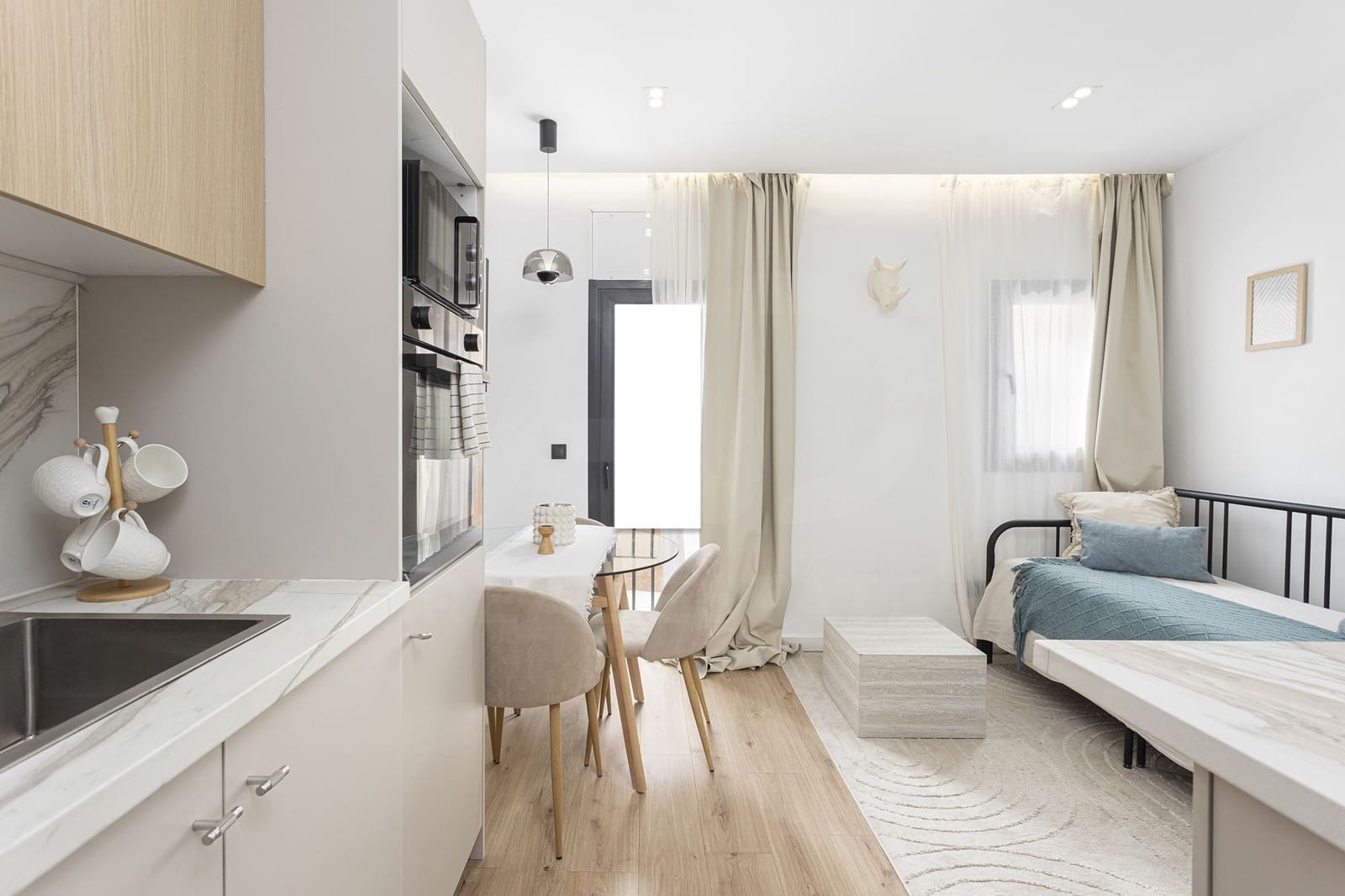 3 slaapkamer Rijtjeshuis te koop in Badalona - € 449.000 (Ref: 10029763)