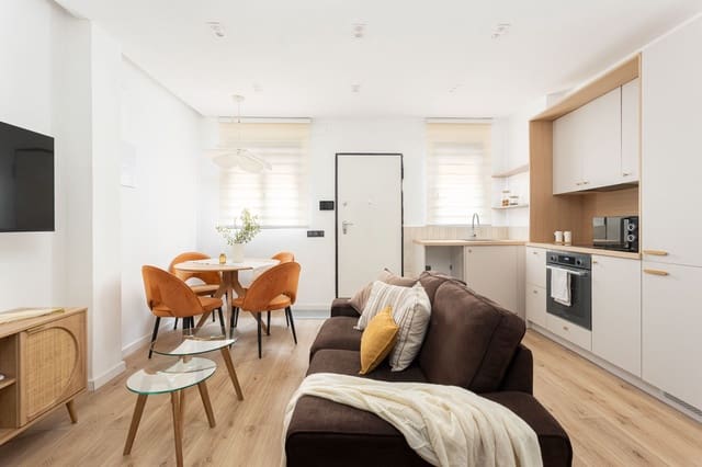 3 slaapkamer Rijtjeshuis te koop in Badalona - € 449.000 (Ref: 10029763)