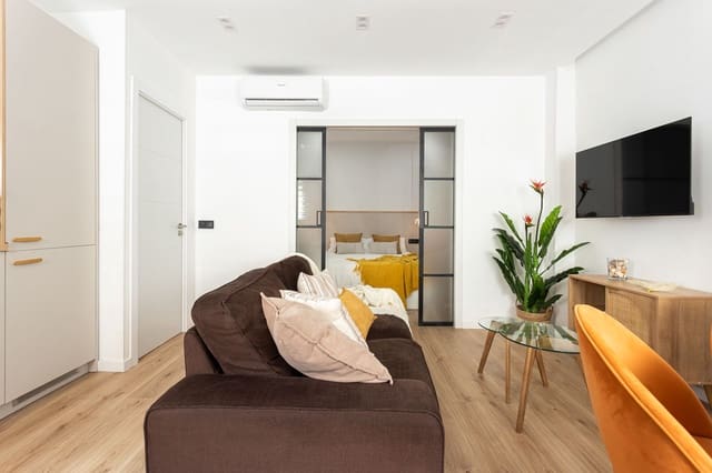 3 slaapkamer Rijtjeshuis te koop in Badalona - € 449.000 (Ref: 10029763)