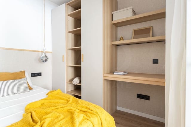 3 slaapkamer Rijtjeshuis te koop in Badalona - € 449.000 (Ref: 10029763)
