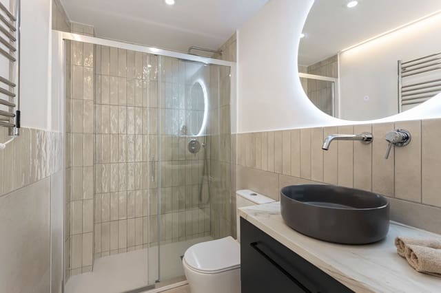 3 slaapkamer Rijtjeshuis te koop in Badalona - € 449.000 (Ref: 10029763)
