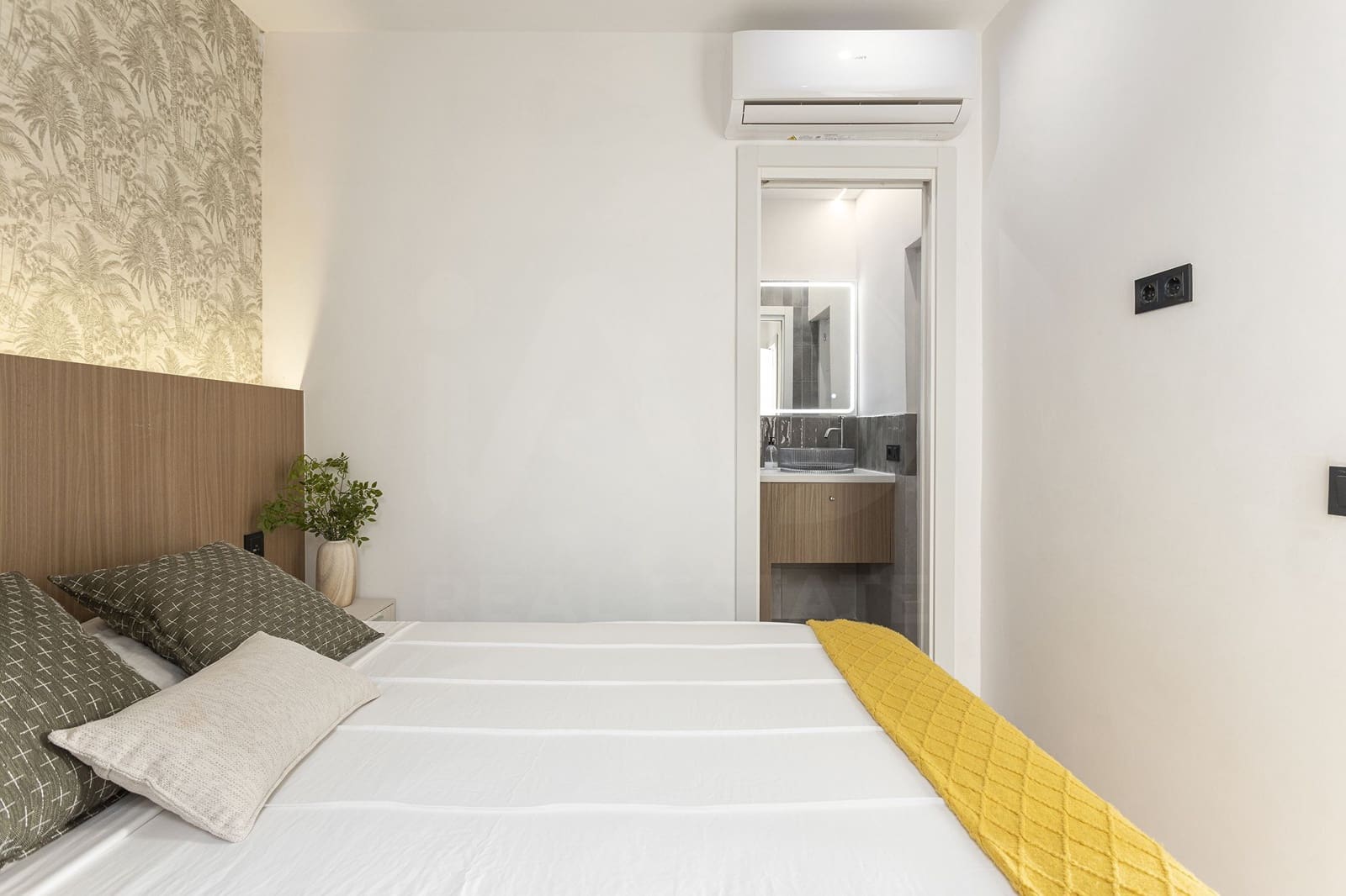 3 slaapkamer Rijtjeshuis te koop in Badalona - € 449.000 (Ref: 10029763)