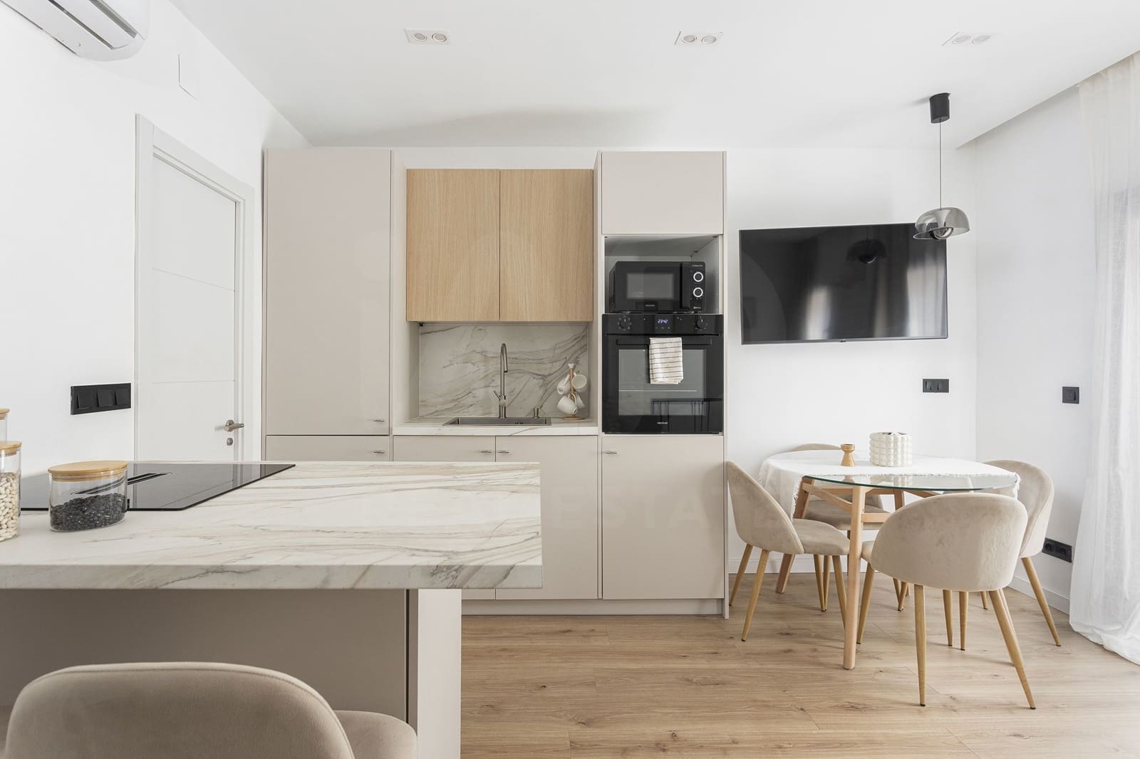 3 slaapkamer Rijtjeshuis te koop in Badalona - € 449.000 (Ref: 10029763)