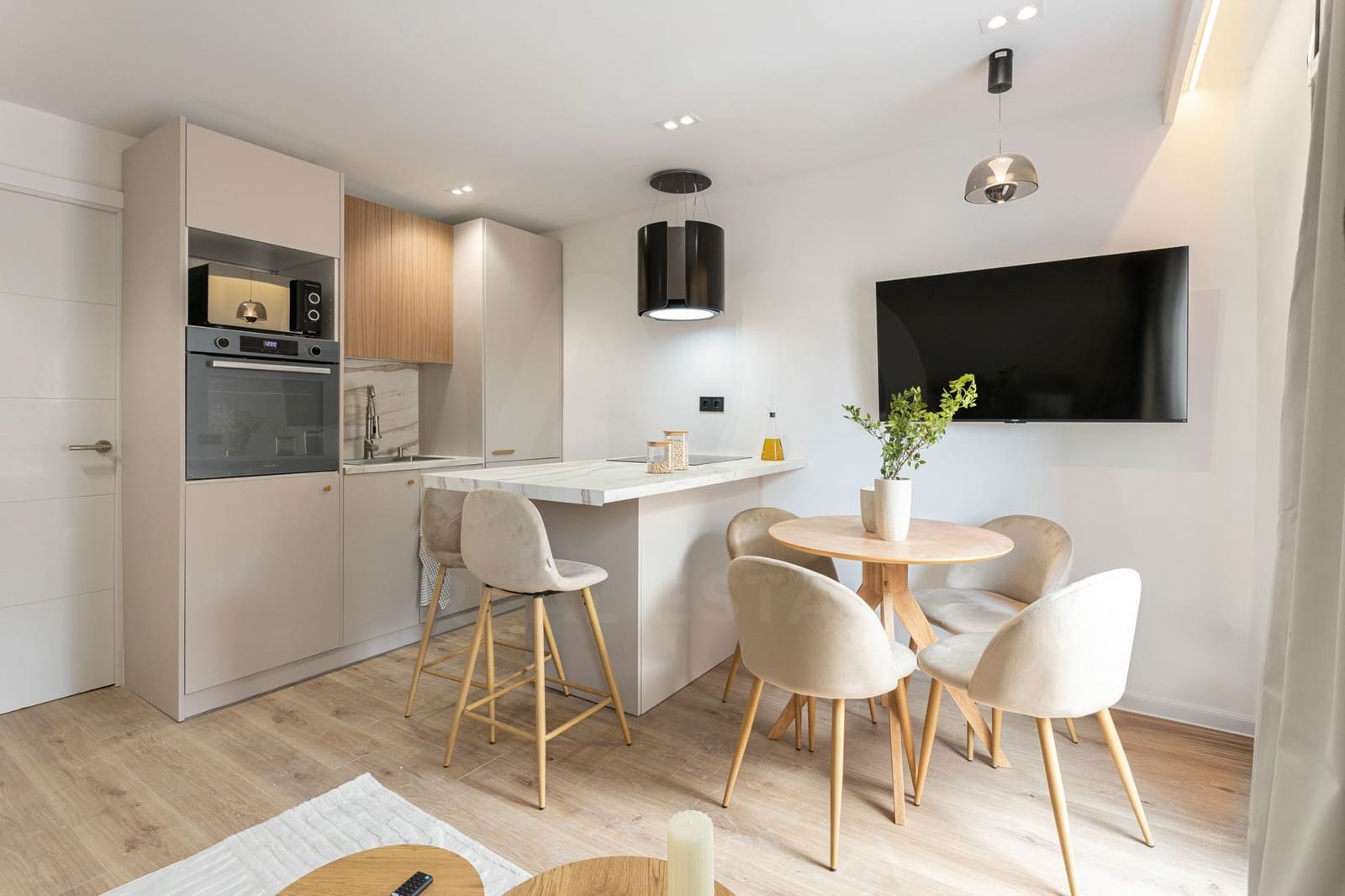 3 slaapkamer Rijtjeshuis te koop in Badalona - € 449.000 (Ref: 10029763)