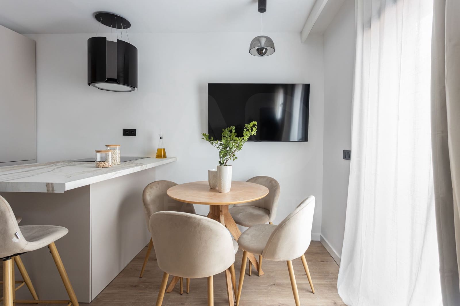 3 slaapkamer Rijtjeshuis te koop in Badalona - € 449.000 (Ref: 10029763)