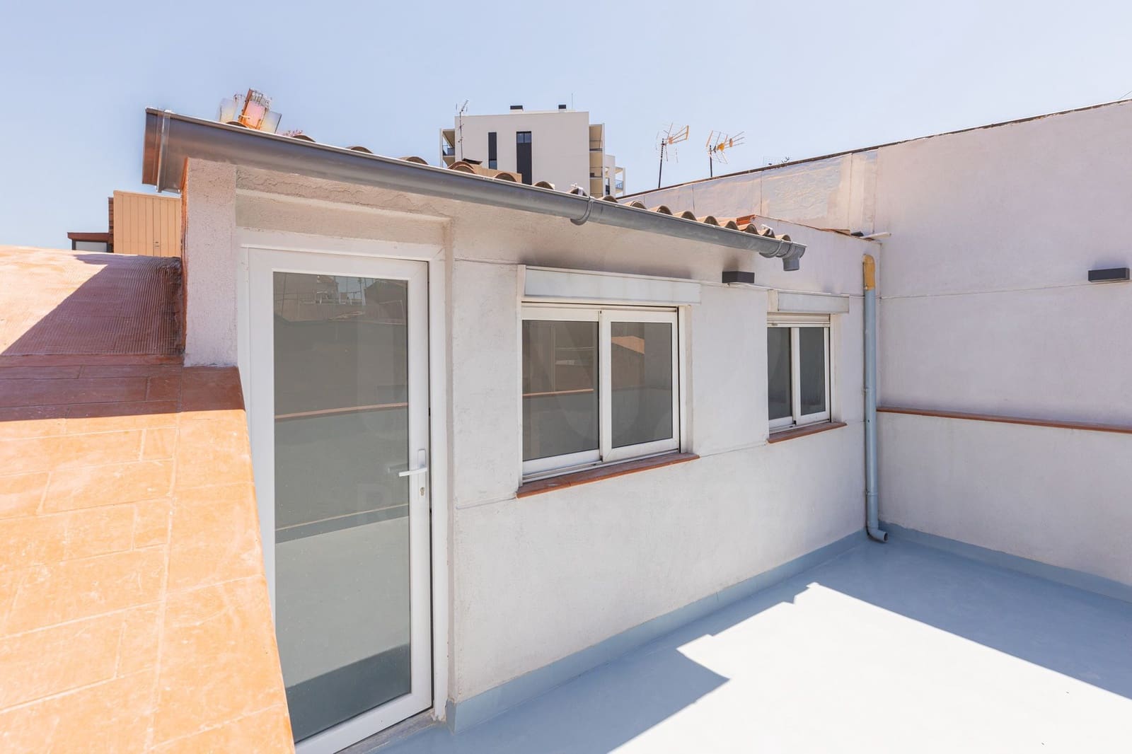 3 slaapkamer Rijtjeshuis te koop in Badalona - € 449.000 (Ref: 10029763)