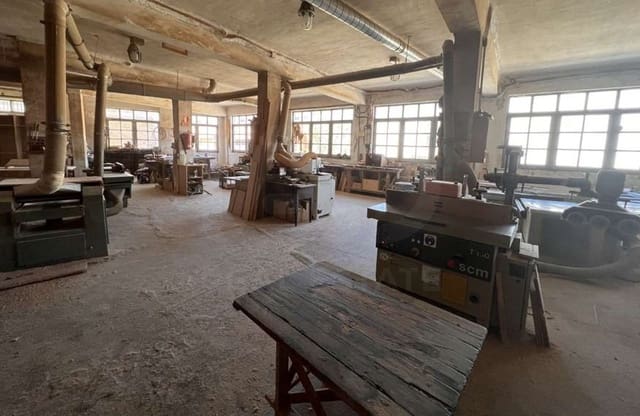 Comercial para venda em Arenas de San Pedro - 414 520 € (Ref: 10029764)