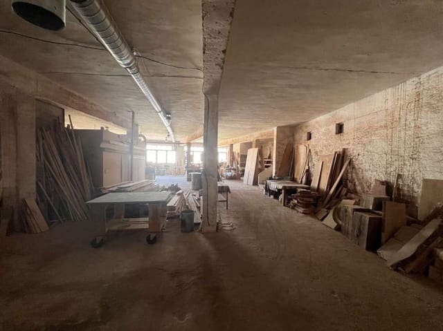 Comercial para venda em Arenas de San Pedro - 414 520 € (Ref: 10029764)