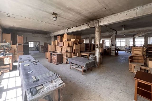 Comercial para venda em Arenas de San Pedro - 414 520 € (Ref: 10029764)