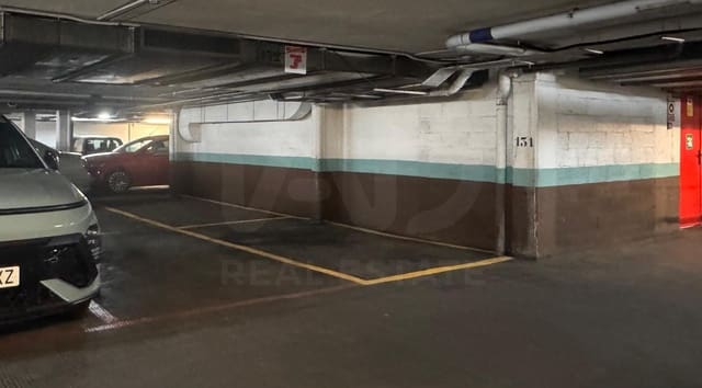 Garage à vendre à Estrella, Madrid ville - 48 630 € (Ref: 10029766)