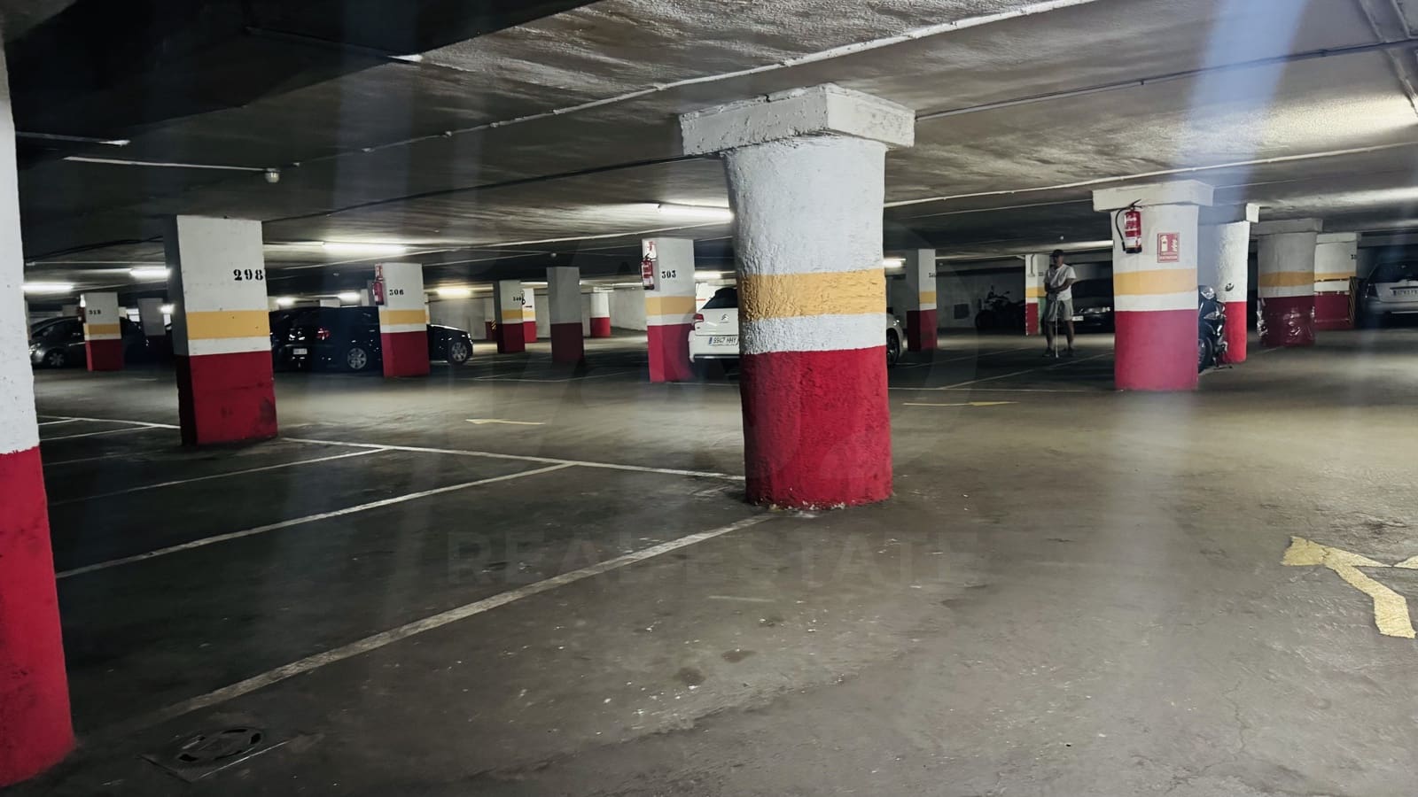 Garage in vendita in Madrid citta - 27.890 € (Rif: 10029768)