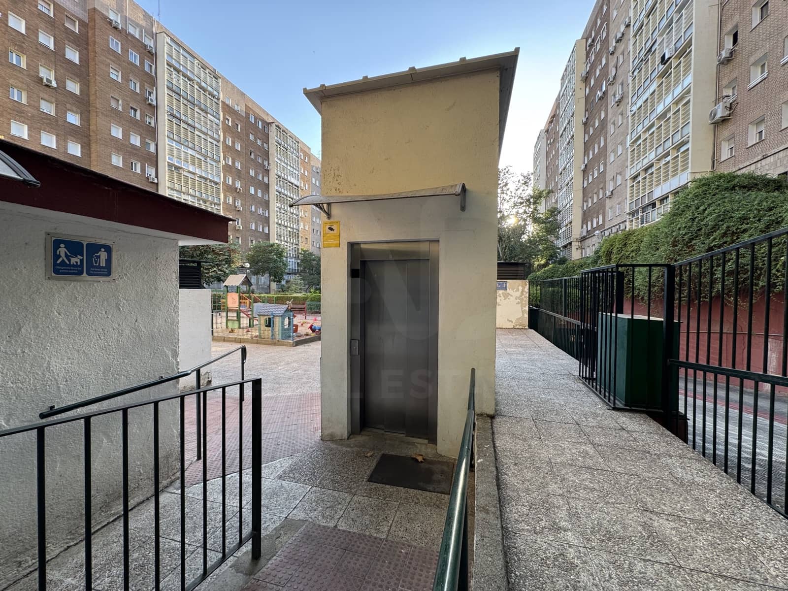 Garage in vendita in Madrid citta - 27.890 € (Rif: 10029768)