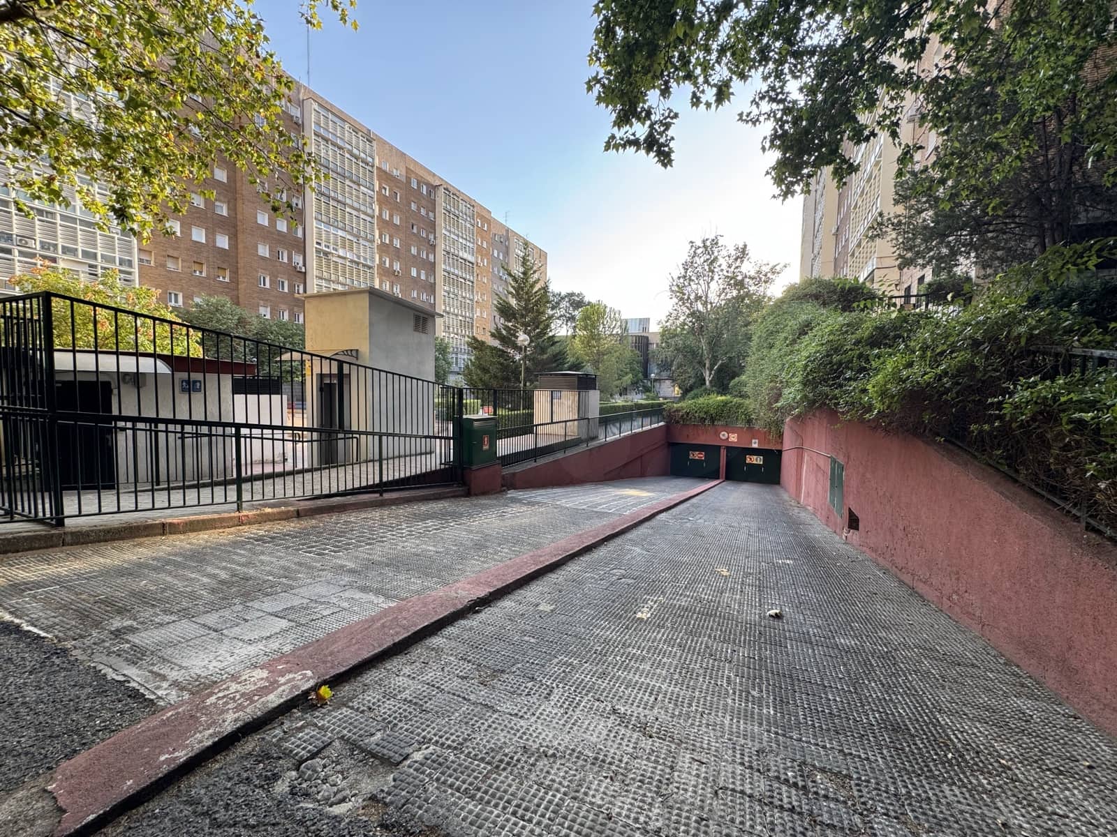 Garage in vendita in Madrid citta - 27.890 € (Rif: 10029768)