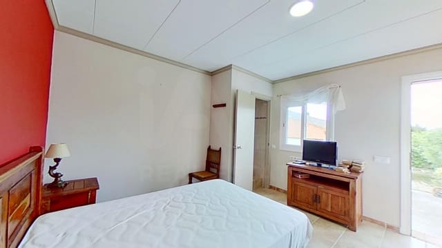 4 bedroom Townhouse for sale in El Montmell with pool garage - € 199,900 (Ref: 10029773)