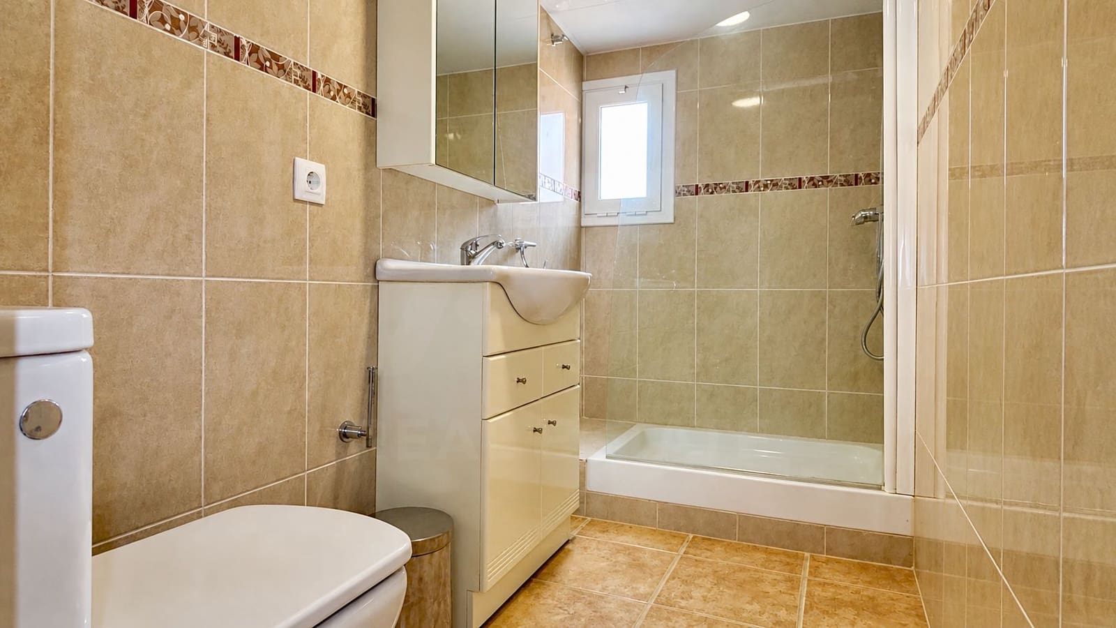 4 bedroom Townhouse for sale in El Montmell with pool garage - € 199,900 (Ref: 10029773)