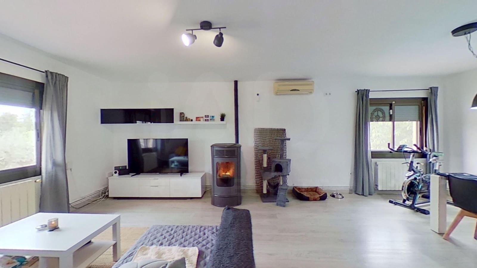 4 bedroom Townhouse for sale in El Montmell with pool garage - € 199,900 (Ref: 10029773)