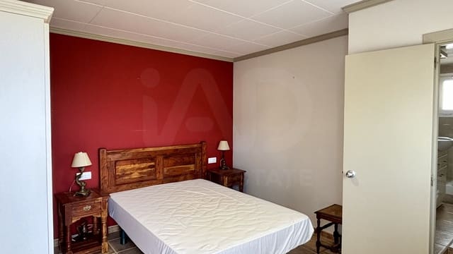 4 bedroom Townhouse for sale in El Montmell with pool garage - € 199,900 (Ref: 10029773)