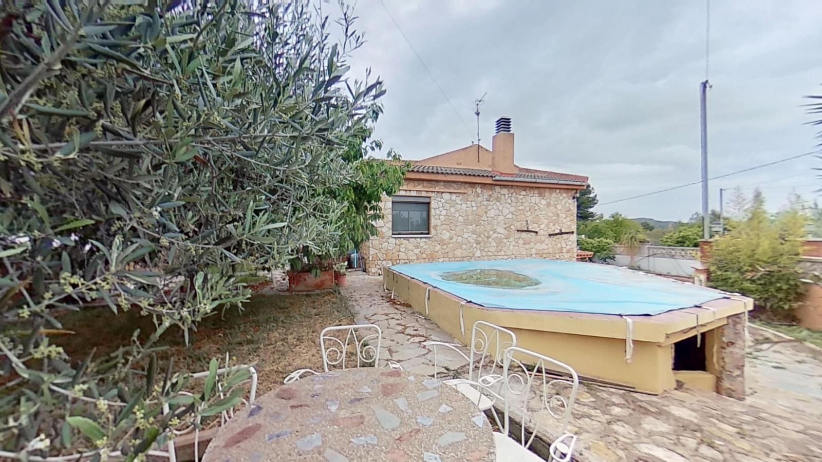 4 bedroom Townhouse for sale in El Montmell with pool garage - € 199,900 (Ref: 10029773)