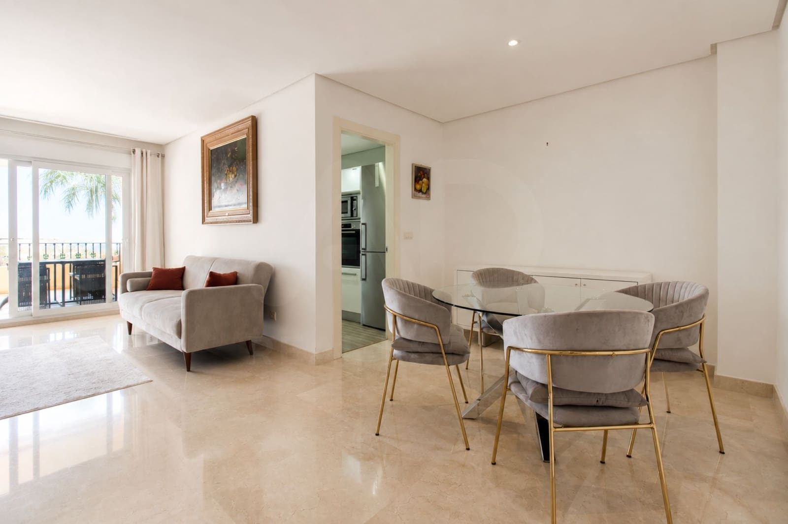 2 Zimmer Apartment zu verkaufen in Marbella mit Garage - 585.000 € (Ref: 10029910)