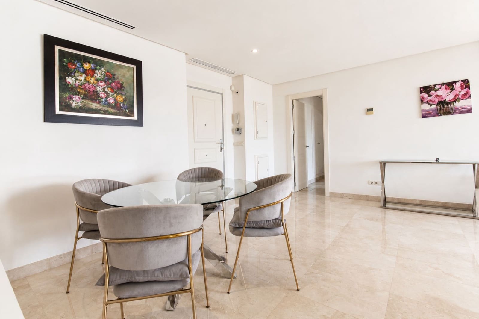 2 Zimmer Apartment zu verkaufen in Marbella mit Garage - 585.000 € (Ref: 10029910)
