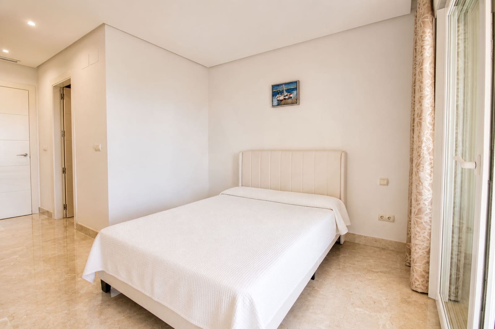 2 Zimmer Apartment zu verkaufen in Marbella mit Garage - 585.000 € (Ref: 10029910)