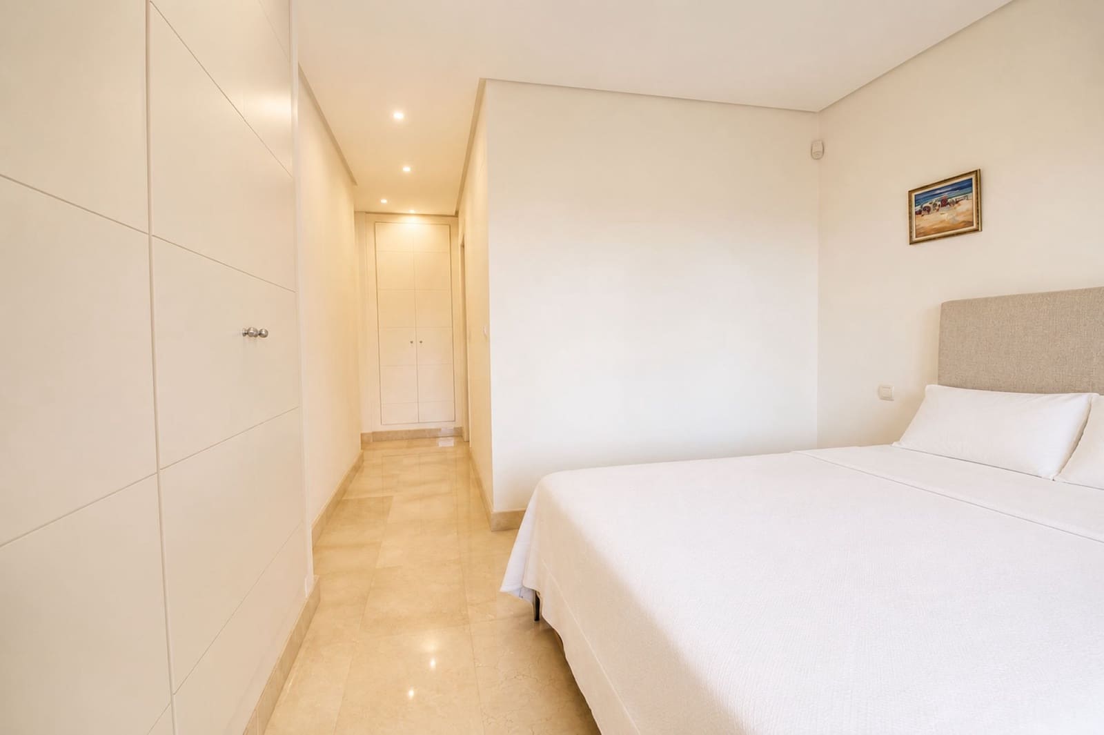 2 Zimmer Apartment zu verkaufen in Marbella mit Garage - 585.000 € (Ref: 10029910)
