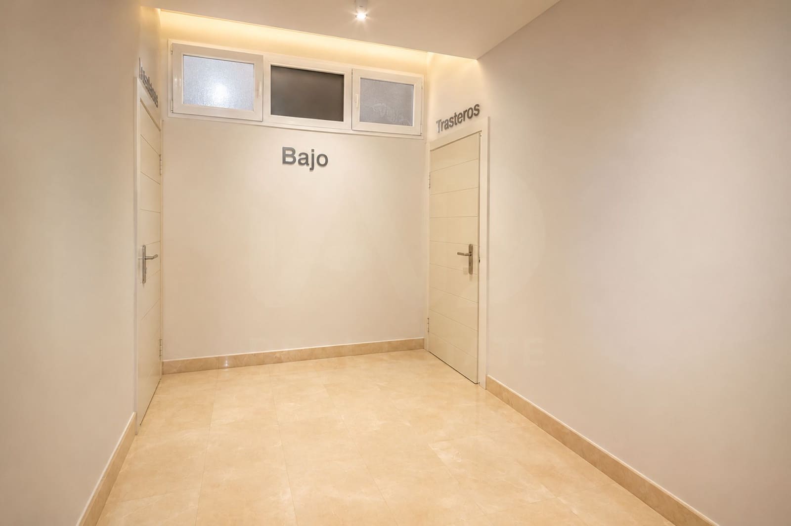 2 Zimmer Apartment zu verkaufen in Marbella mit Garage - 585.000 € (Ref: 10029910)