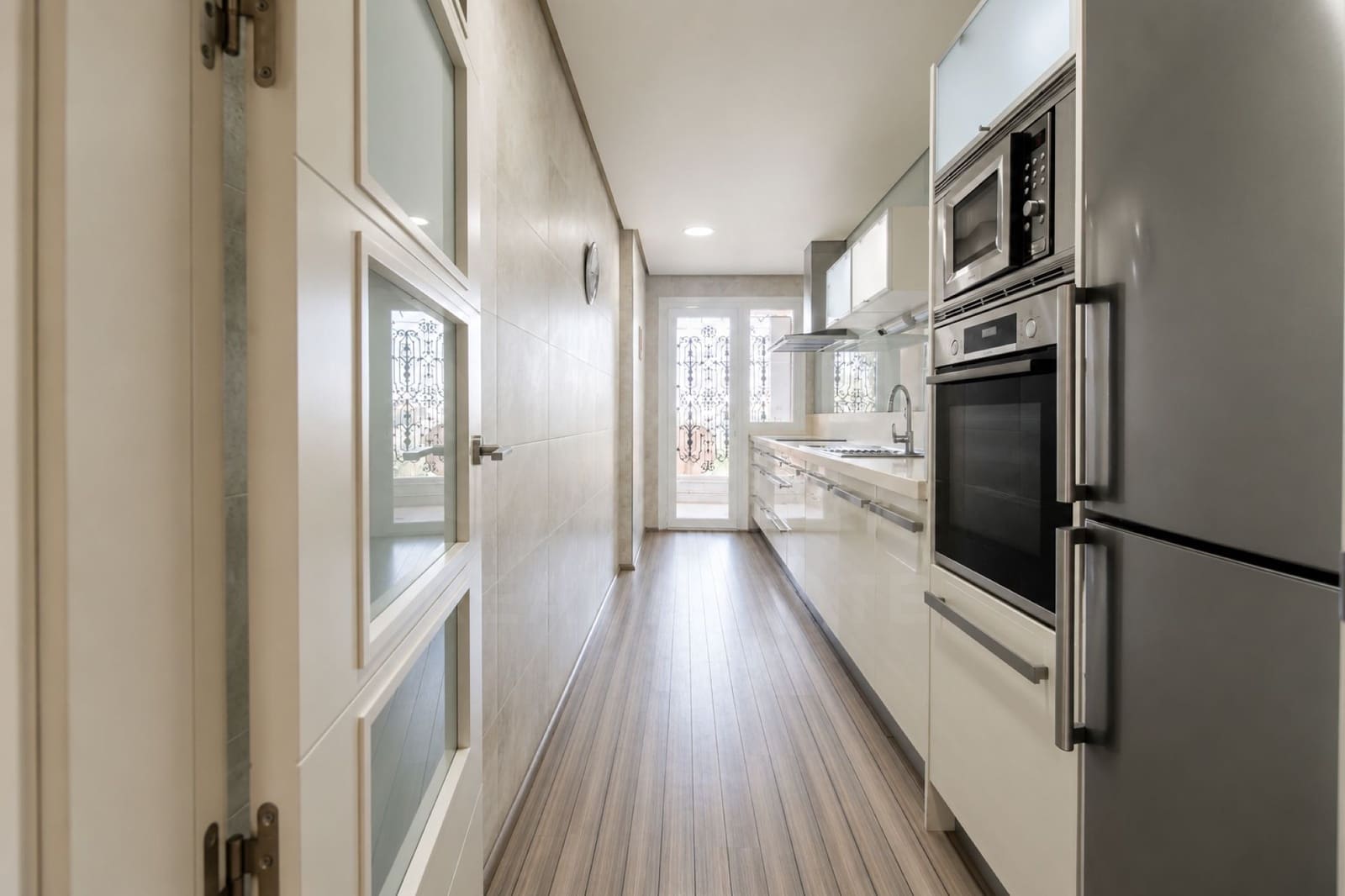 2 Zimmer Apartment zu verkaufen in Marbella mit Garage - 585.000 € (Ref: 10029910)