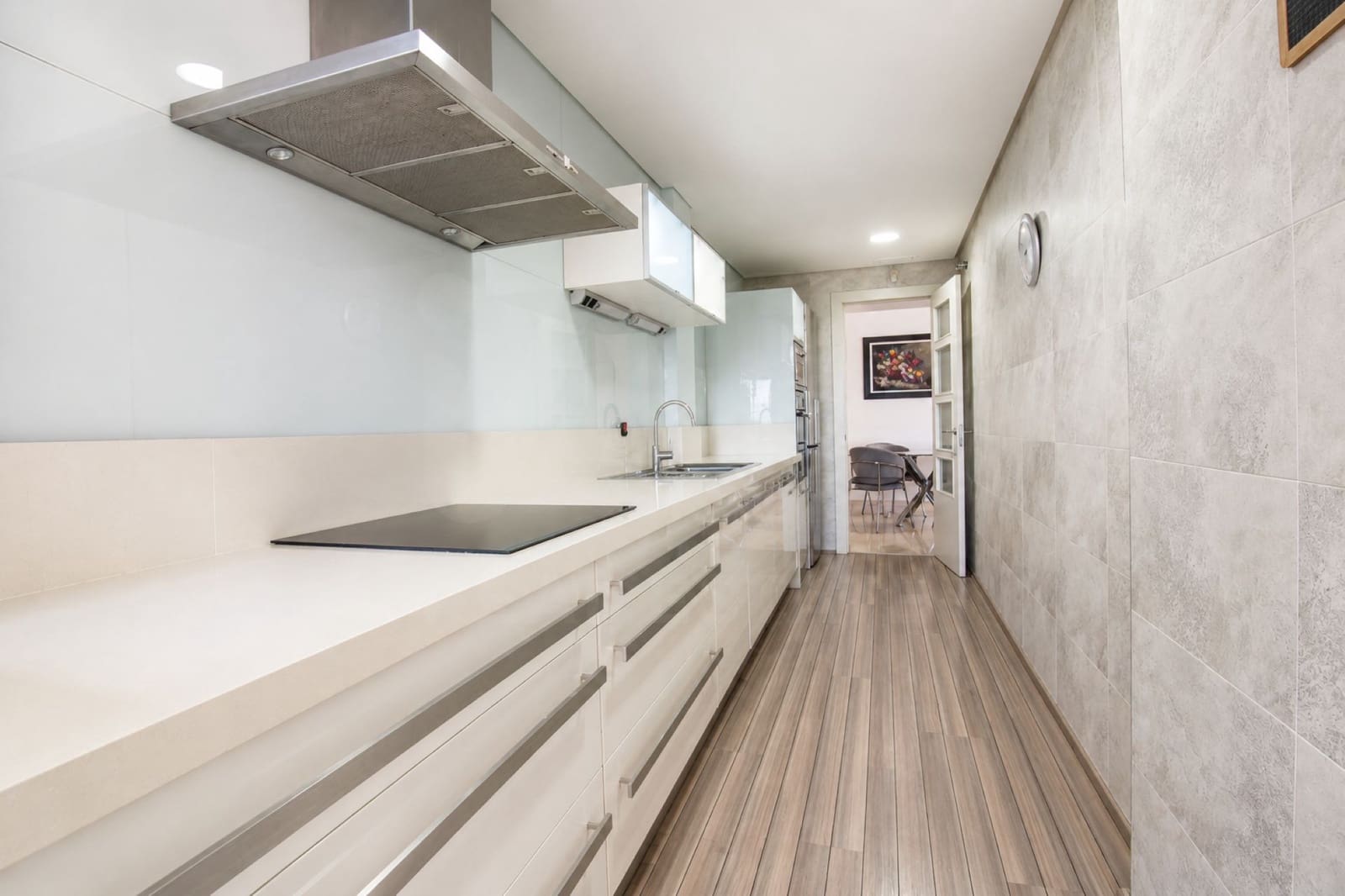 2 Zimmer Apartment zu verkaufen in Marbella mit Garage - 585.000 € (Ref: 10029910)