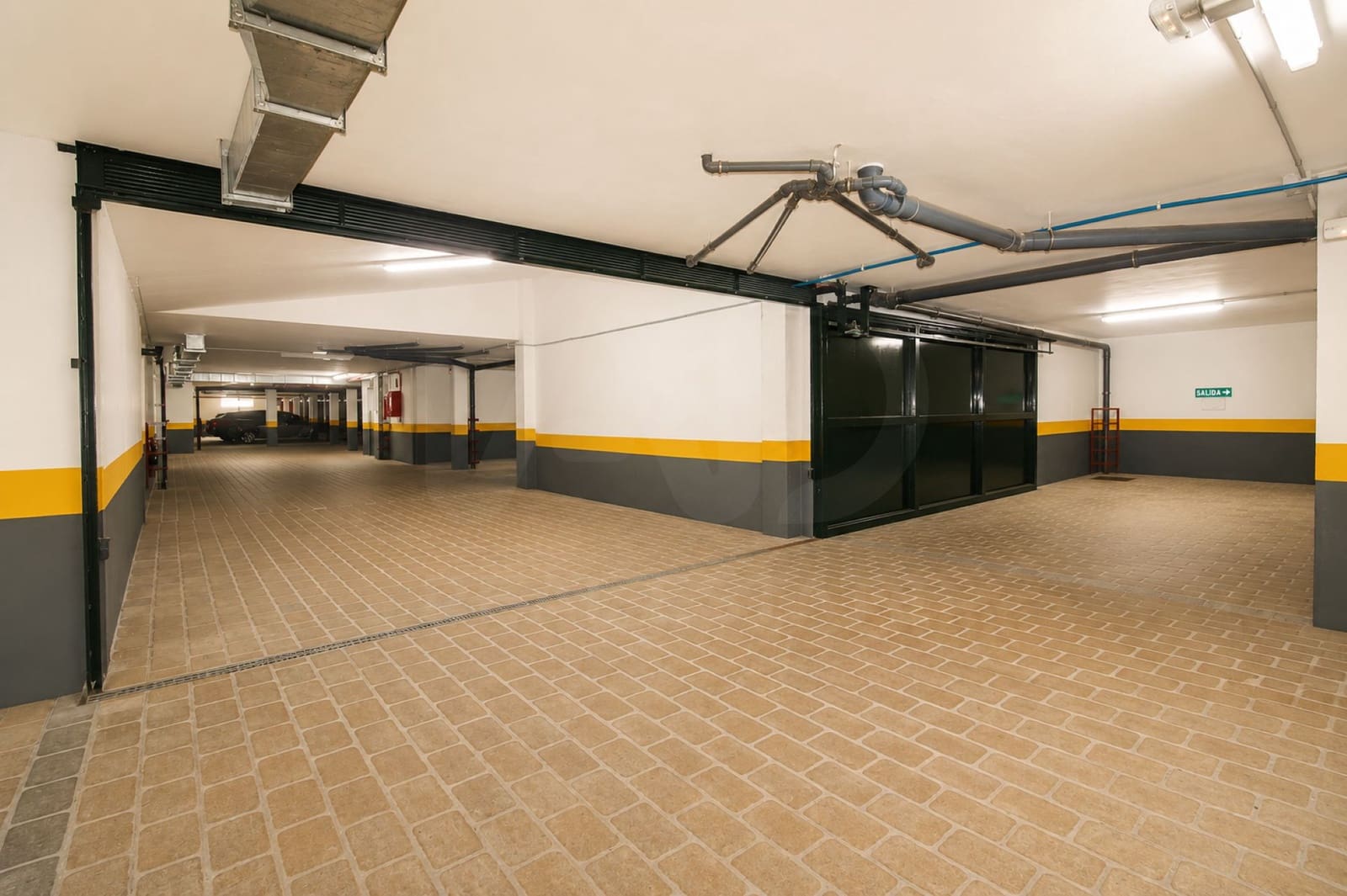 2 Zimmer Apartment zu verkaufen in Marbella mit Garage - 585.000 € (Ref: 10029910)