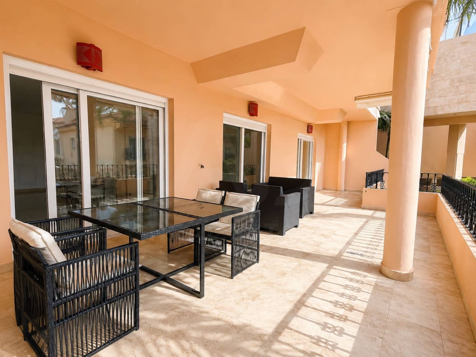 2 Zimmer Apartment zu verkaufen in Marbella mit Garage - 585.000 € (Ref: 10029910)