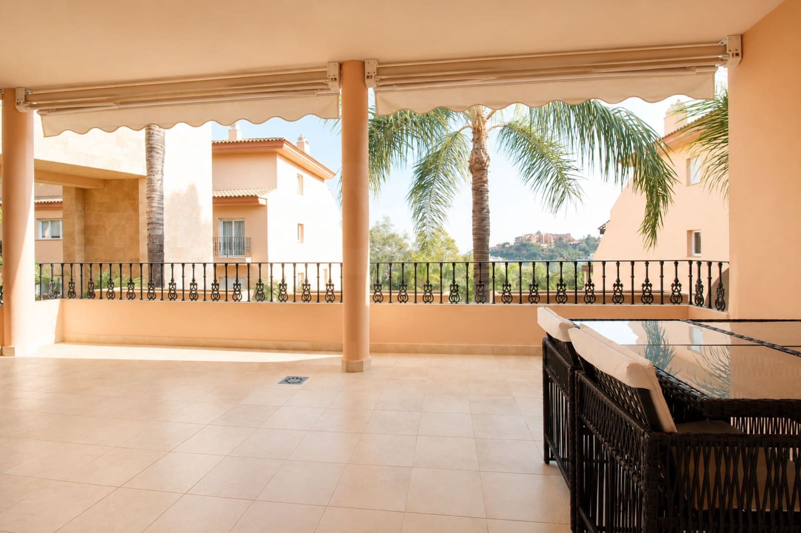2 quarto Apartamento para venda em Marbella com piscina garagem - 585 000 € (Ref: 10029910)