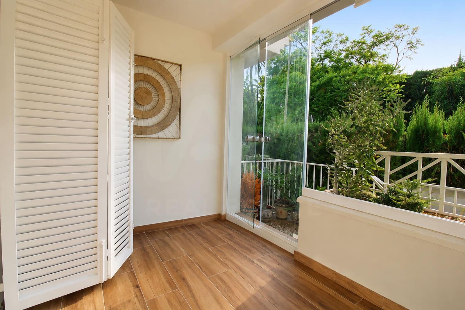 3 makuuhuone Huoneisto vuokrattavana paikassa Marbella mukana uima-altaan 
autotalli - 2 500 € (Ref: 10029911)
