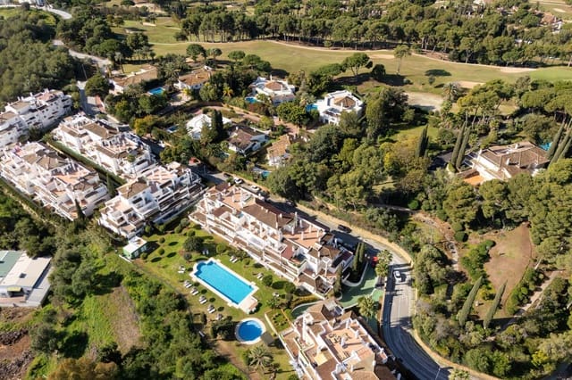 3 quarto Apartamento para arrendar em Río Real, Marbella com piscina garagem - 2 500 € (Ref: 10029911)
