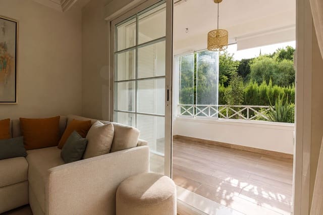 3 quarto Apartamento para arrendar em Río Real, Marbella com piscina garagem - 2 500 € (Ref: 10029911)