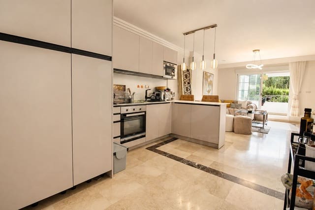 3 quarto Apartamento para arrendar em Río Real, Marbella com piscina garagem - 2 500 € (Ref: 10029911)