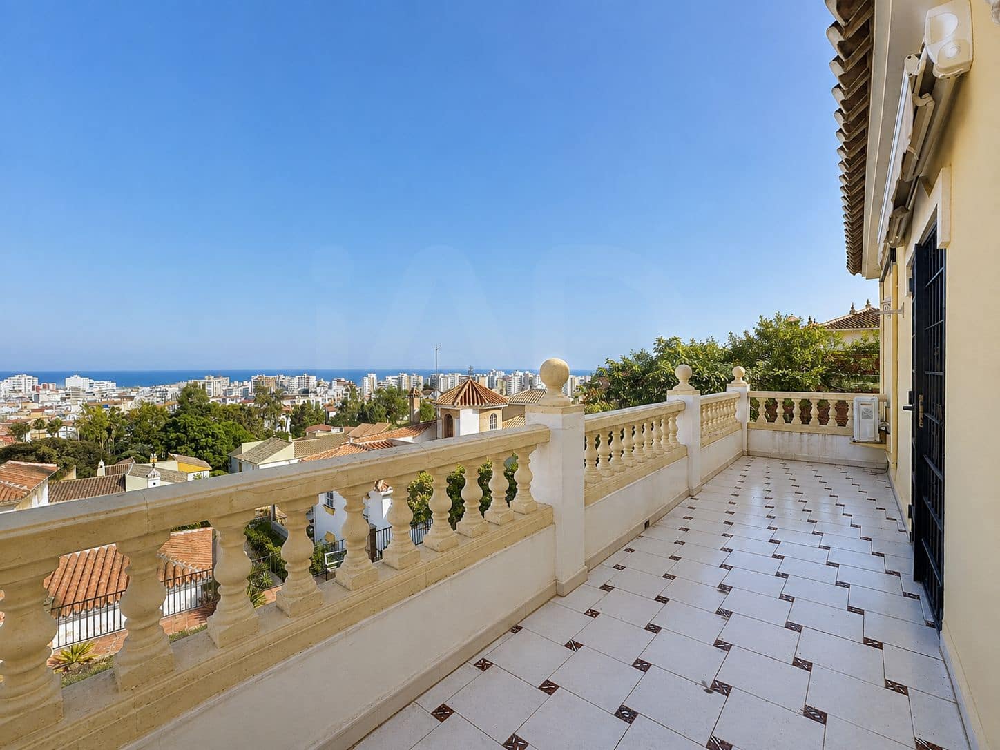 4 camera da letto Villa in vendita in Velez-Malaga con piscina garage - 699.000 € (Rif: 10029912)