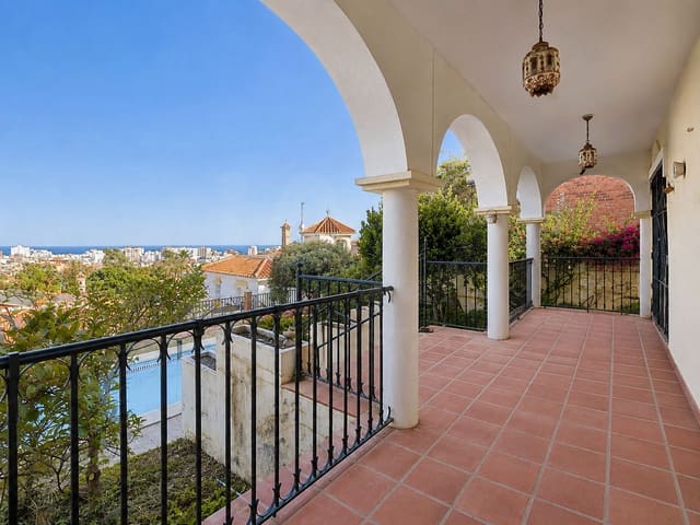 4 camera da letto Villa in vendita in Vélez-Málaga con piscina garage - 699.000 € (Rif: 10029912)