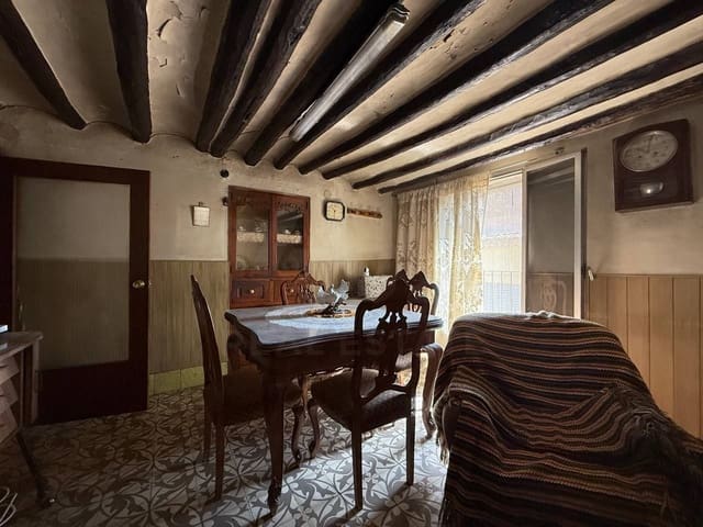5 bedroom Terraced Villa for sale in Tírig with garage - € 109,990 (Ref: 10029915)