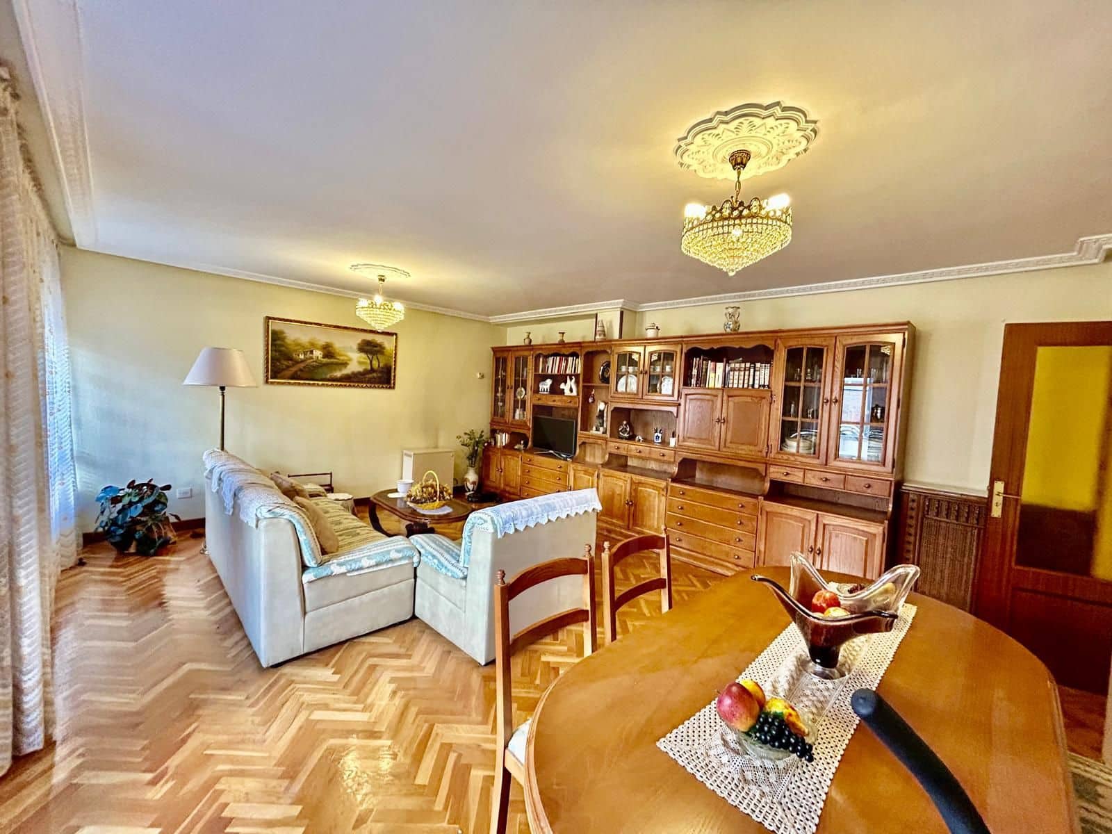 4 sovrum Lägenhet till salu i La Baneza - 90 000 € (Ref: 10029917)