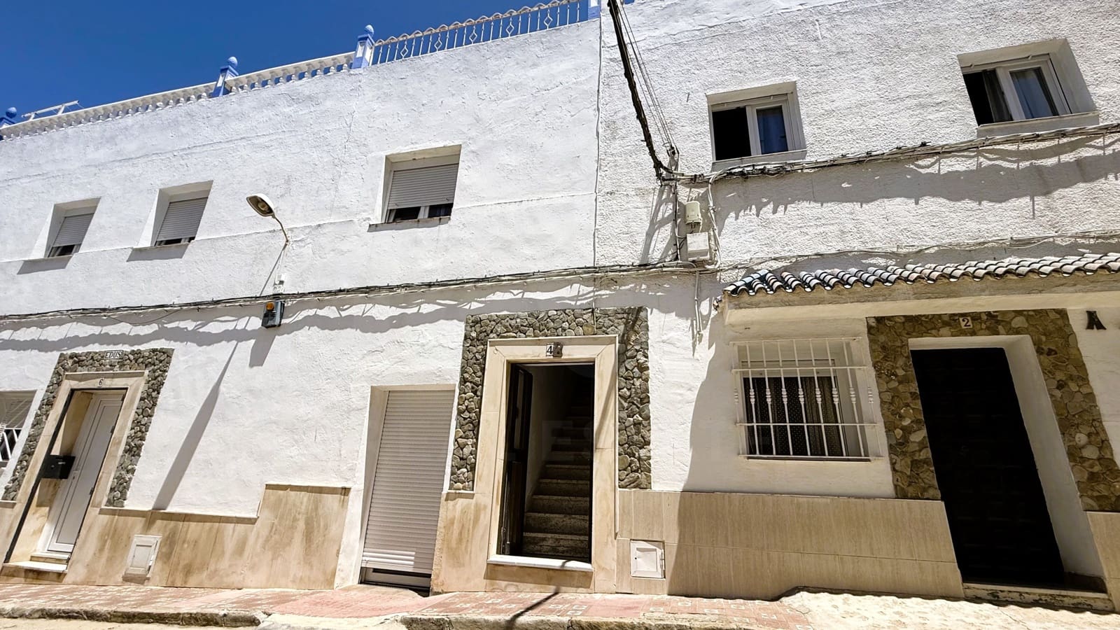 Kaupallinen myytävänä paikassa Tarifa - 1 479 000 € (Ref: 10029921)
