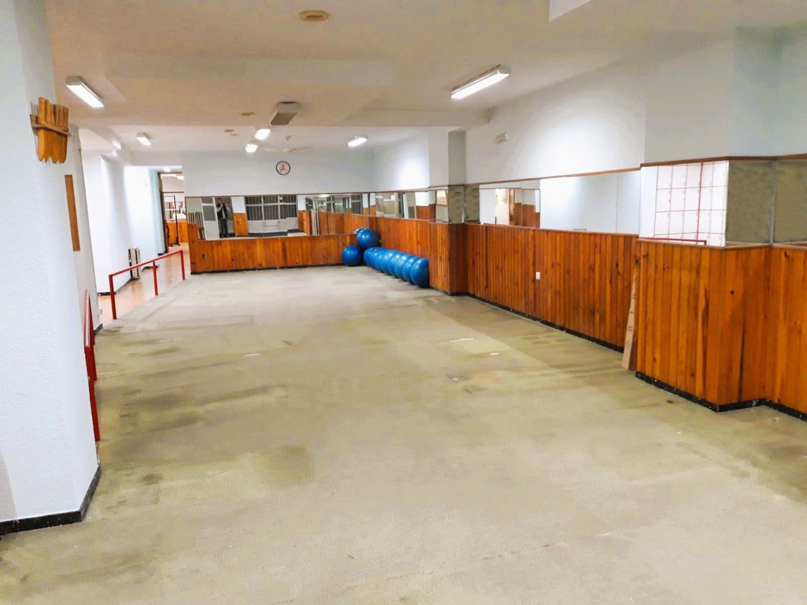 Commerciale in vendita in Leon citta - 190.000 € (Rif: 10030637)