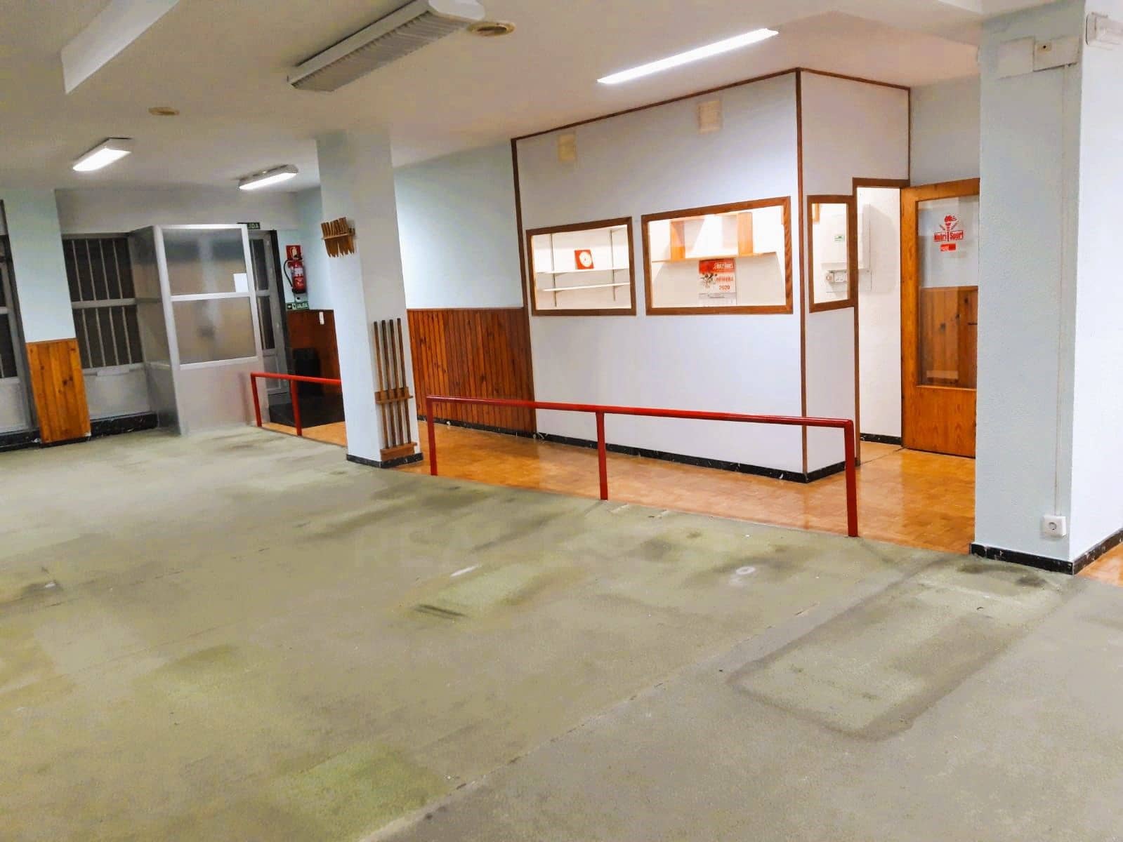 Commerciale in vendita in Leon citta - 190.000 € (Rif: 10030637)