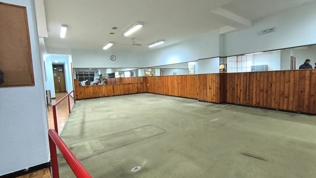 Local Commercial à vendre à León ville - 190 000 € (Ref: 10030637)
