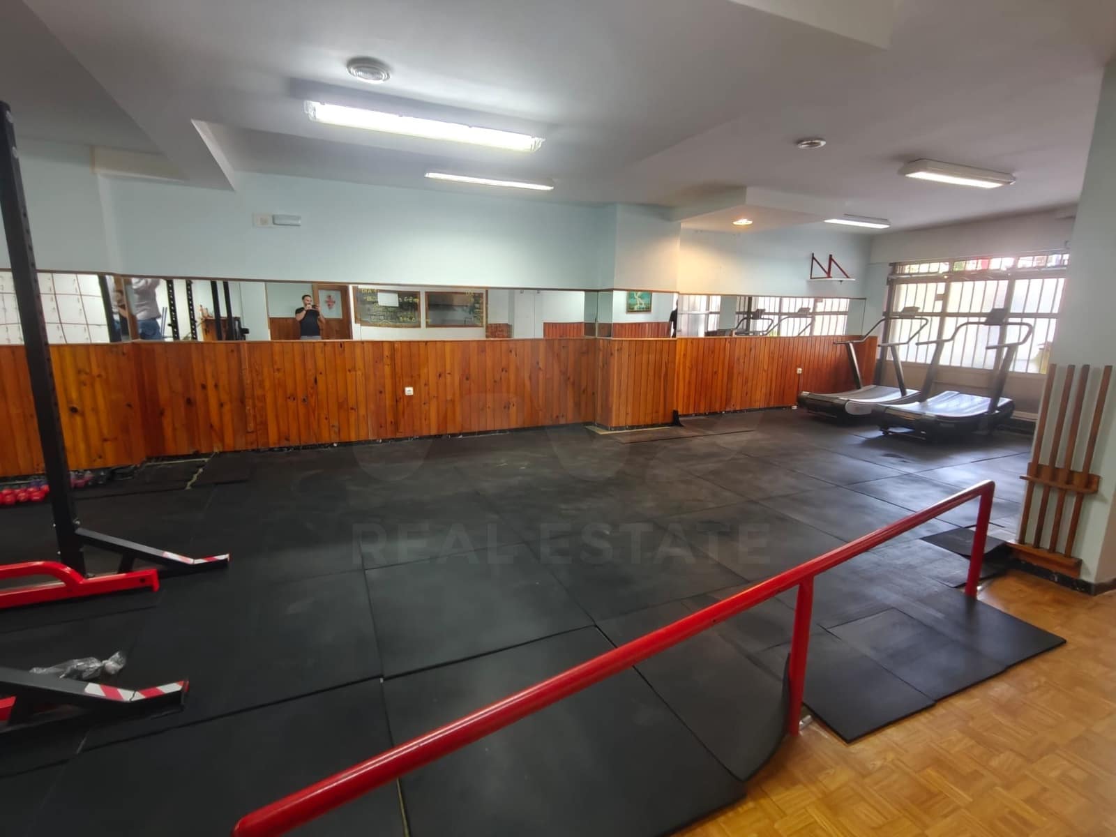 Commerciale in vendita in Leon citta - 190.000 € (Rif: 10030637)
